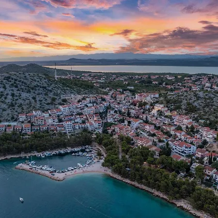 Fleur 度假居 德拉格